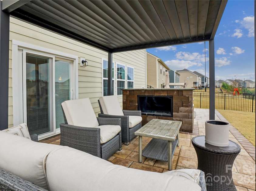 17312 Snug Harbor Road, Charlotte, NC 28278.  MLS# CAR4328108, YatesRealty ID 1306. 