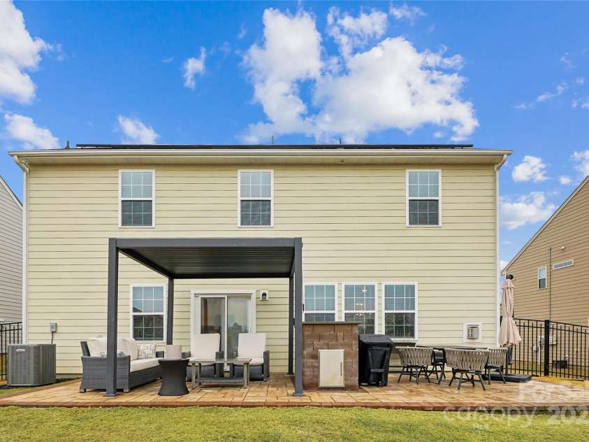 17312 Snug Harbor Road, Charlotte, NC 28278.  MLS# CAR4328108, YatesRealty ID 1306. 