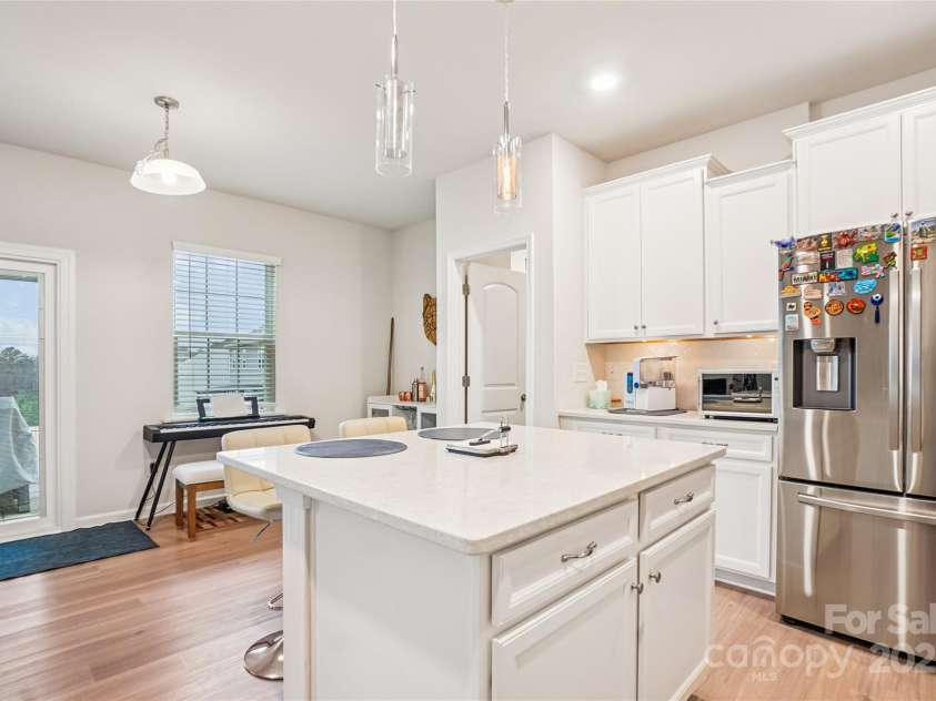 17312 Snug Harbor Road, Charlotte, NC 28278.  MLS# CAR4328108, YatesRealty ID 1306. 