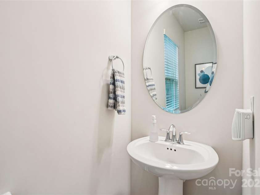 17312 Snug Harbor Road, Charlotte, NC 28278.  MLS# CAR4328108, YatesRealty ID 1306. 