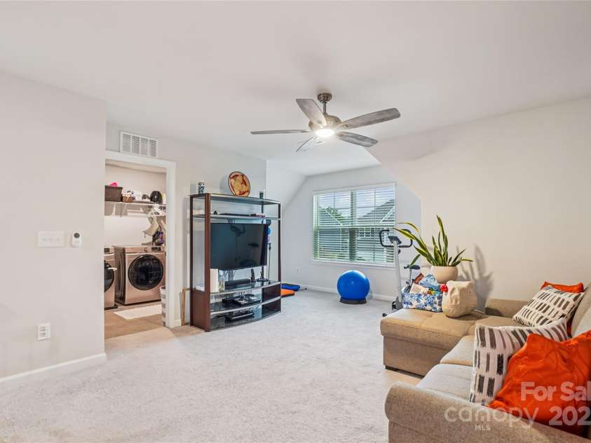 17312 Snug Harbor Road, Charlotte, NC 28278.  MLS# CAR4328108, YatesRealty ID 1306. 