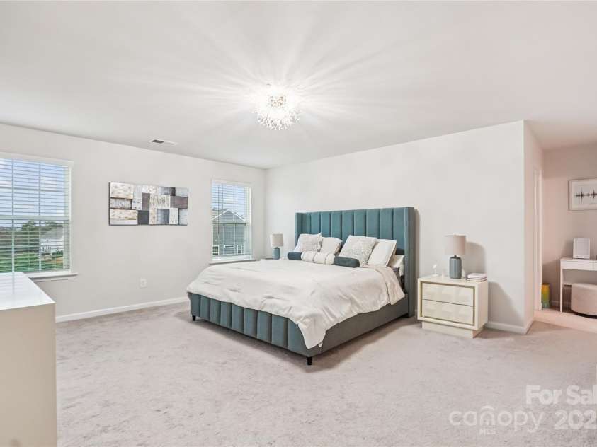 17312 Snug Harbor Road, Charlotte, NC 28278.  MLS# CAR4328108, YatesRealty ID 1306. 