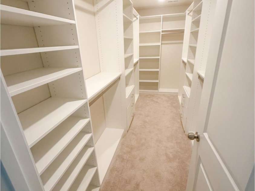 17312 Snug Harbor Road, Charlotte, NC 28278.  MLS# CAR4328108, YatesRealty ID 1306. 