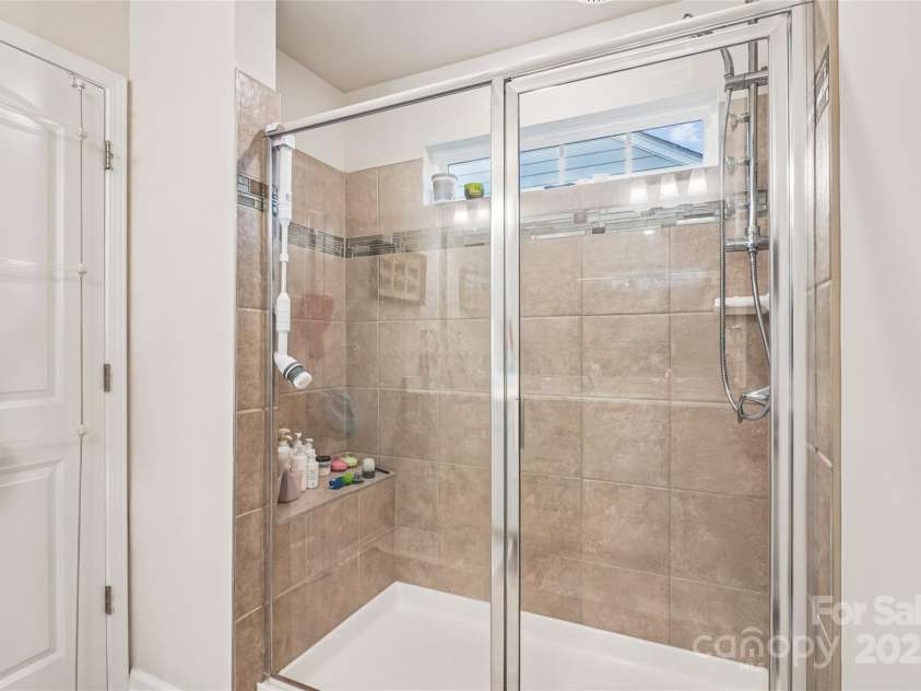 17312 Snug Harbor Road, Charlotte, NC 28278.  MLS# CAR4328108, YatesRealty ID 1306. 