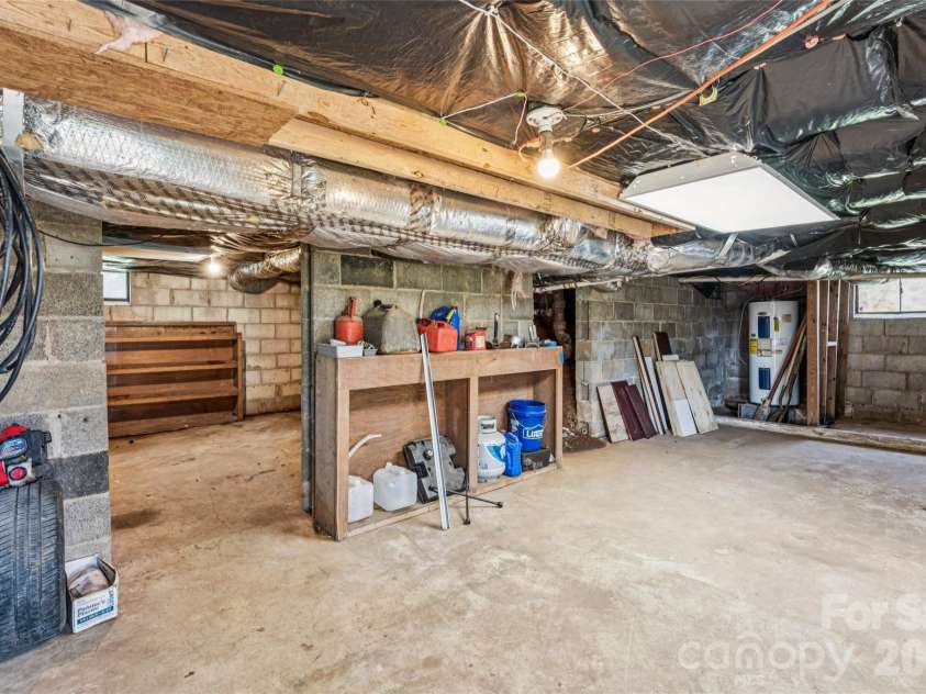 2089 Gastonia Highway, Lincolnton, NC 28092.  MLS# CAR4350525, YatesRealty ID 13060. Basement