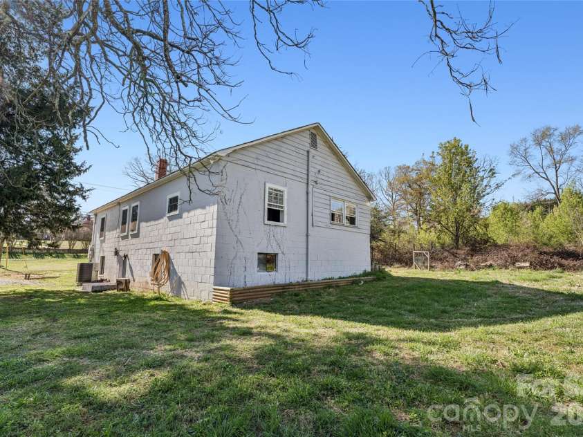 2089 Gastonia Highway, Lincolnton, NC 28092.  MLS# CAR4350525, YatesRealty ID 13060. Rear