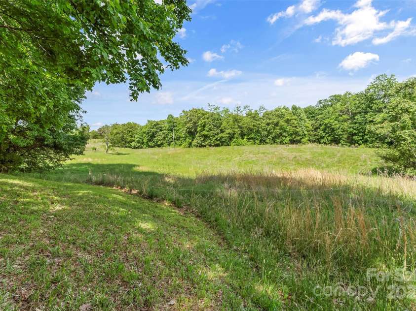 536 Brookhaven Road, Statesville, NC 28625.  MLS# CAR4255723, YatesRealty ID 13060. 