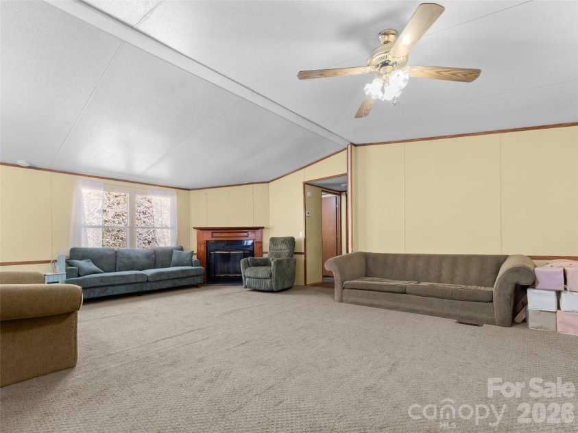 301 Matthew Lane, Canton, NC 28716.  MLS# CAR4368947, YatesRealty ID 13061. 