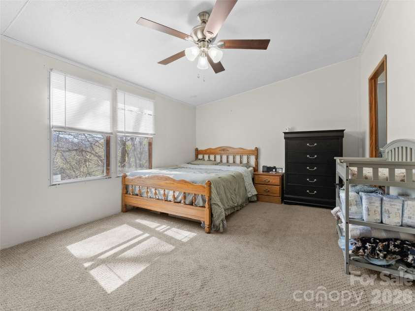 301 Matthew Lane, Canton, NC 28716.  MLS# CAR4368947, YatesRealty ID 13061. 
