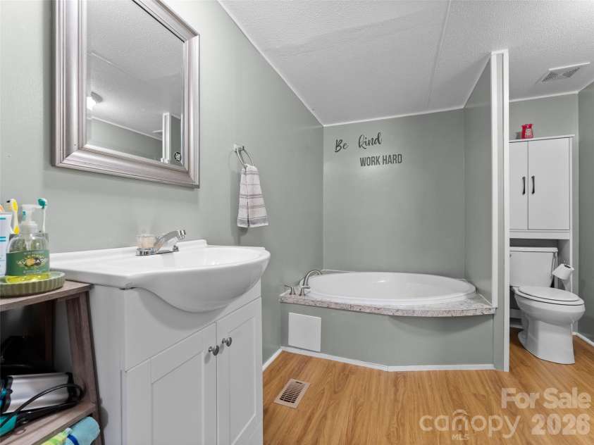 301 Matthew Lane, Canton, NC 28716.  MLS# CAR4368947, YatesRealty ID 13061. 