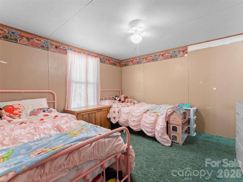 301 Matthew Lane, Canton, NC 28716.  MLS# CAR4368947, YatesRealty ID 13061. 