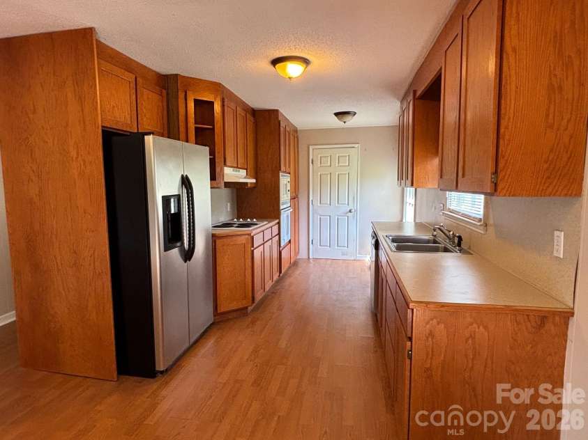 136 Devon Lane, Statesville, NC 28625.  MLS# CAR4346534, YatesRealty ID 13062. 