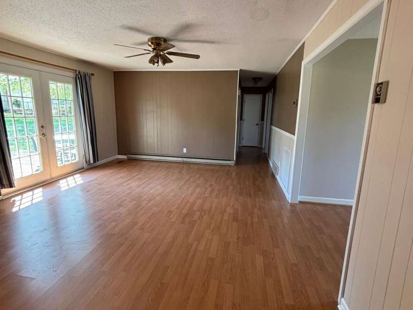 136 Devon Lane, Statesville, NC 28625.  MLS# CAR4346534, YatesRealty ID 13062. 