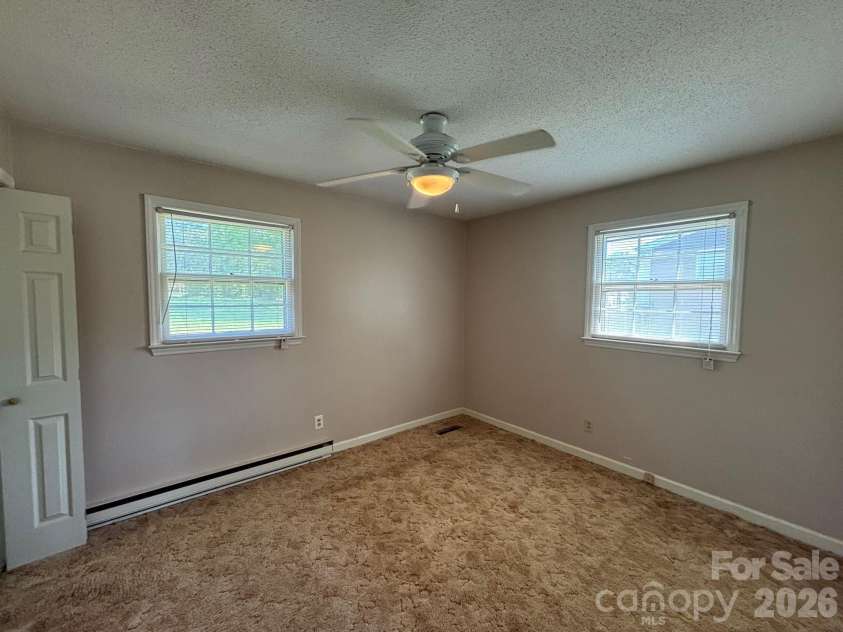 136 Devon Lane, Statesville, NC 28625.  MLS# CAR4346534, YatesRealty ID 13062. 