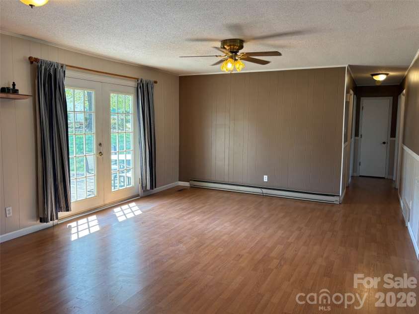 136 Devon Lane, Statesville, NC 28625.  MLS# CAR4346534, YatesRealty ID 13062. Den