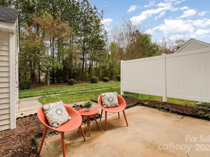 1720 Chamberside Drive, Rock Hill, SC 29730.  MLS# CAR4240291, YatesRealty ID 13063. 