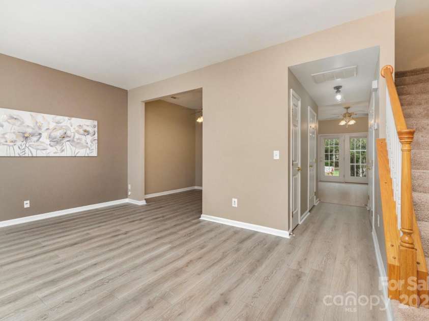 1720 Chamberside Drive, Rock Hill, SC 29730.  MLS# CAR4240291, YatesRealty ID 13063. 