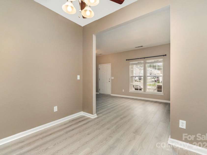 1720 Chamberside Drive, Rock Hill, SC 29730.  MLS# CAR4240291, YatesRealty ID 13063. 