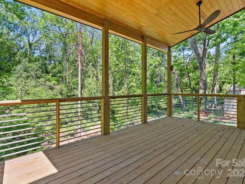 167 Hudson Street, Asheville, NC 28806.  MLS# CAR4247993, YatesRealty ID 13064. 