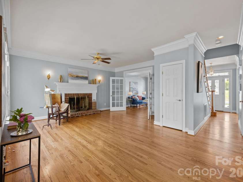 20432 Middletown Road, Cornelius, NC 28031.  MLS# CAR4363403, YatesRealty ID 13066. 