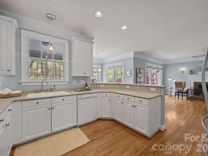 20432 Middletown Road, Cornelius, NC 28031.  MLS# CAR4363403, YatesRealty ID 13066. 