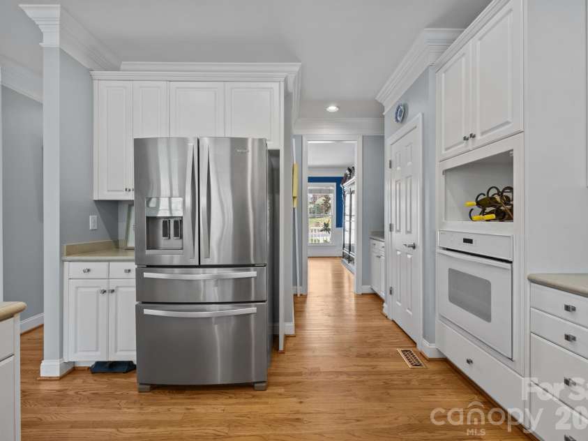 20432 Middletown Road, Cornelius, NC 28031.  MLS# CAR4363403, YatesRealty ID 13066. 