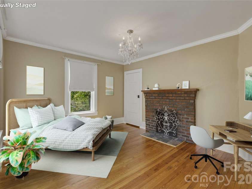 512 Alexander Avenue, Morganton, NC 28655.  MLS# CAR4370253, YatesRealty ID 13067. 