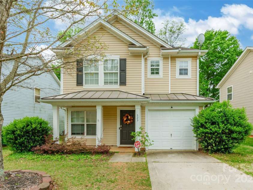 523 Tribune Drive, Charlotte, NC 28214.  MLS# CAR4245875, YatesRealty ID 13067. 
