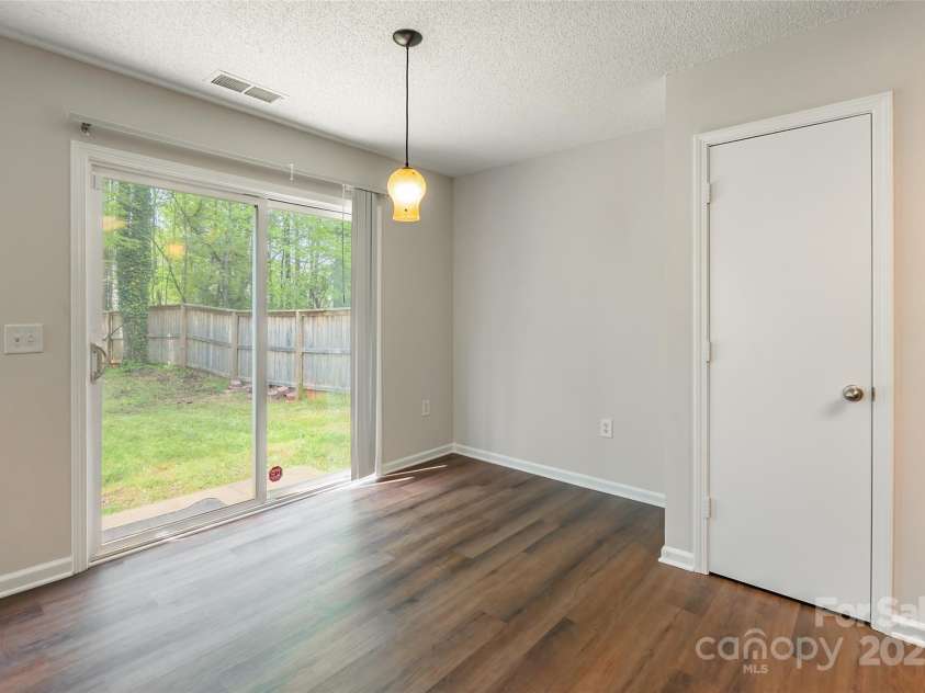 523 Tribune Drive, Charlotte, NC 28214.  MLS# CAR4245875, YatesRealty ID 13067. 