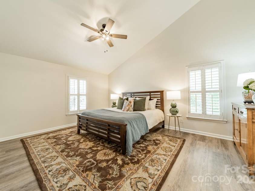 2907 Notchview Court, Charlotte, NC 28210.  MLS# CAR4257464, YatesRealty ID 13068. Primary Bedroom