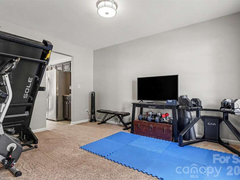 1038 Chalk Hill Lane, Charlotte, NC 28214.  MLS# CAR4363237, YatesRealty ID 13069. 
