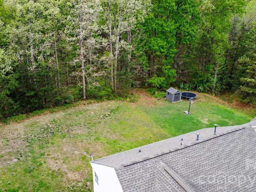1038 Chalk Hill Lane, Charlotte, NC 28214.  MLS# CAR4363237, YatesRealty ID 13069. 