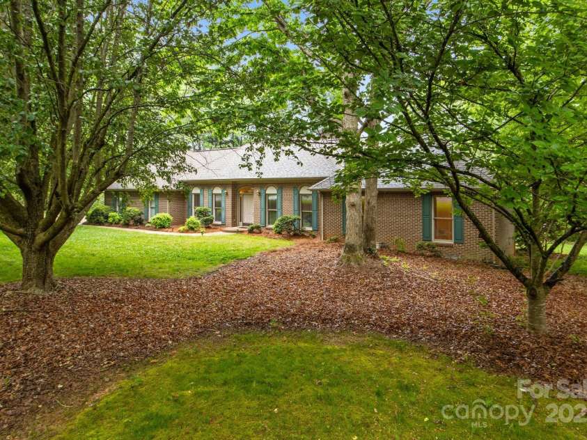 8368 Fairfield Forest Road, Denver, NC 28037.  MLS# CAR4251770, YatesRealty ID 13069. 