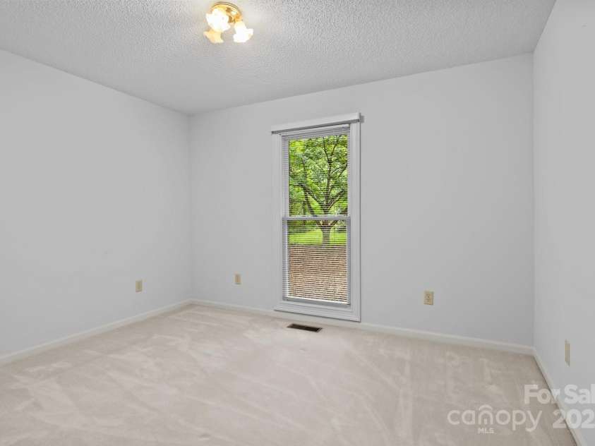 8368 Fairfield Forest Road, Denver, NC 28037.  MLS# CAR4251770, YatesRealty ID 13069. 