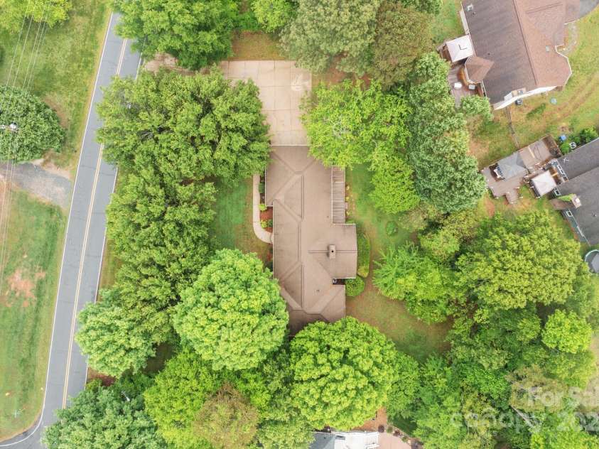 8368 Fairfield Forest Road, Denver, NC 28037.  MLS# CAR4251770, YatesRealty ID 13069. 