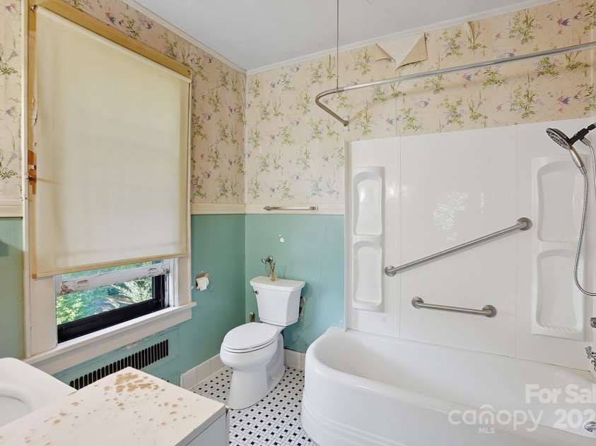 213 Brent Street, Wadesboro, NC 28170.  MLS# CAR4289653, YatesRealty ID 1307. 