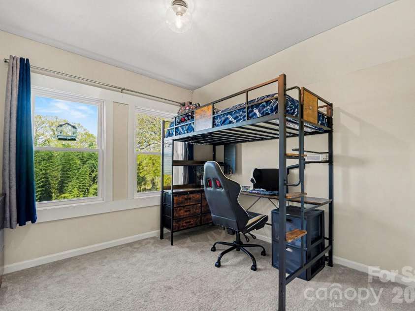 224 Catawba Avenue, Mooresville, NC 28115.  MLS# CAR4353590, YatesRealty ID 13070. 