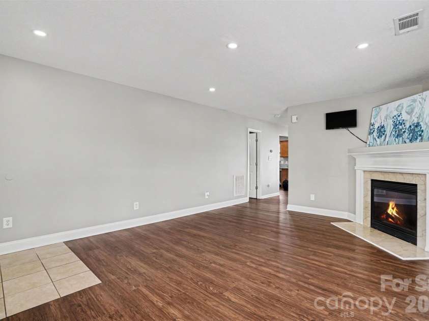 8623 Strider Drive, Charlotte, NC 28212.  MLS# CAR4362536, YatesRealty ID 13072. 