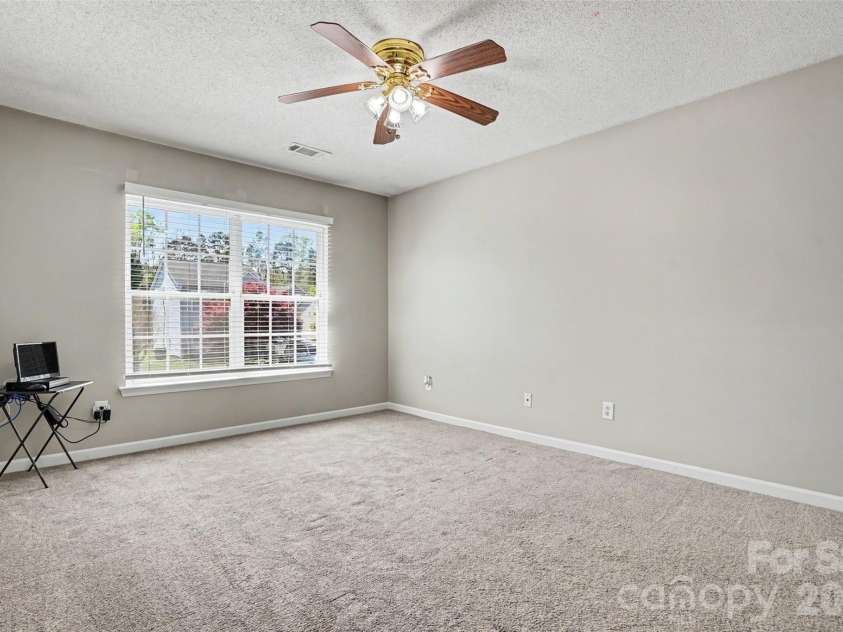 8623 Strider Drive, Charlotte, NC 28212.  MLS# CAR4362536, YatesRealty ID 13072. 