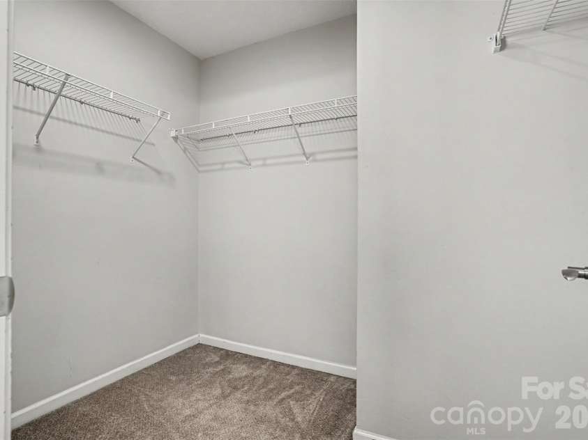 8623 Strider Drive, Charlotte, NC 28212.  MLS# CAR4362536, YatesRealty ID 13072. 