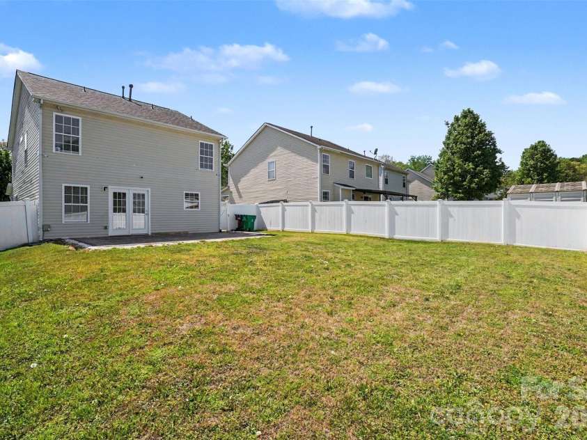 8623 Strider Drive, Charlotte, NC 28212.  MLS# CAR4362536, YatesRealty ID 13072. 