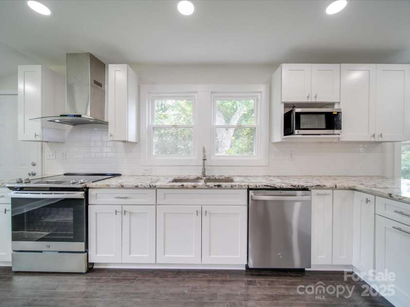 511 Hasty Street, Marshville, NC 28103.  MLS# CAR4246771, YatesRealty ID 13073. 