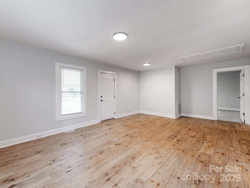 1401 Birch Street, Kannapolis, NC 28081.  MLS# CAR4238411, YatesRealty ID 13074. 