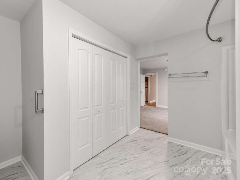 1401 Birch Street, Kannapolis, NC 28081.  MLS# CAR4238411, YatesRealty ID 13074. 