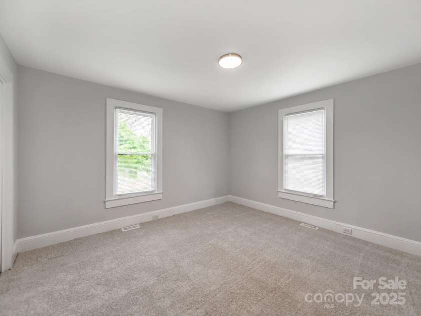 1401 Birch Street, Kannapolis, NC 28081.  MLS# CAR4238411, YatesRealty ID 13074. 