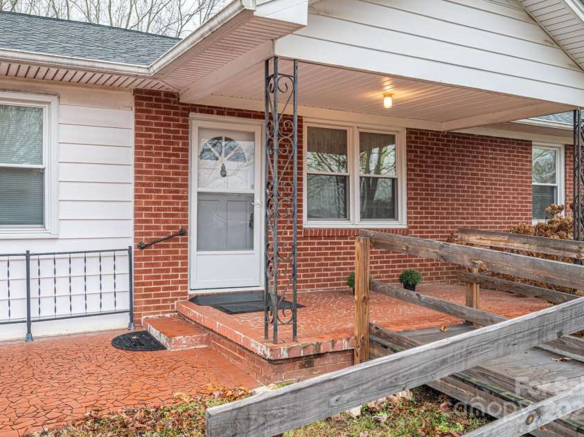 6331 Smith Road, Vale, NC 28168.  MLS# CAR4320572, YatesRealty ID 13074. 