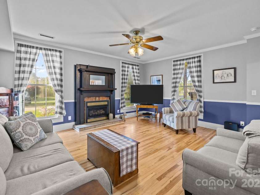 1321 South Point Road, Belmont, NC 28012.  MLS# CAR4247494, YatesRealty ID 13075. 