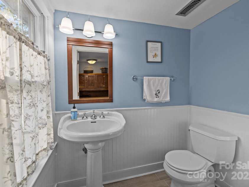 1321 South Point Road, Belmont, NC 28012.  MLS# CAR4247494, YatesRealty ID 13075. 