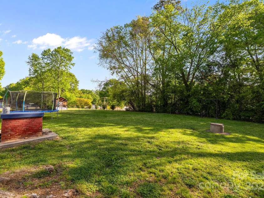 1321 South Point Road, Belmont, NC 28012.  MLS# CAR4247494, YatesRealty ID 13075. 