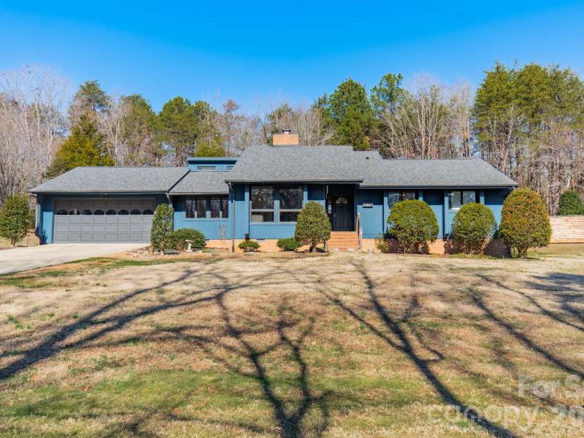 7416 Whitewash Trail, Sherrills Ford, NC 28673.  MLS# CAR4341947, YatesRealty ID 13075. 